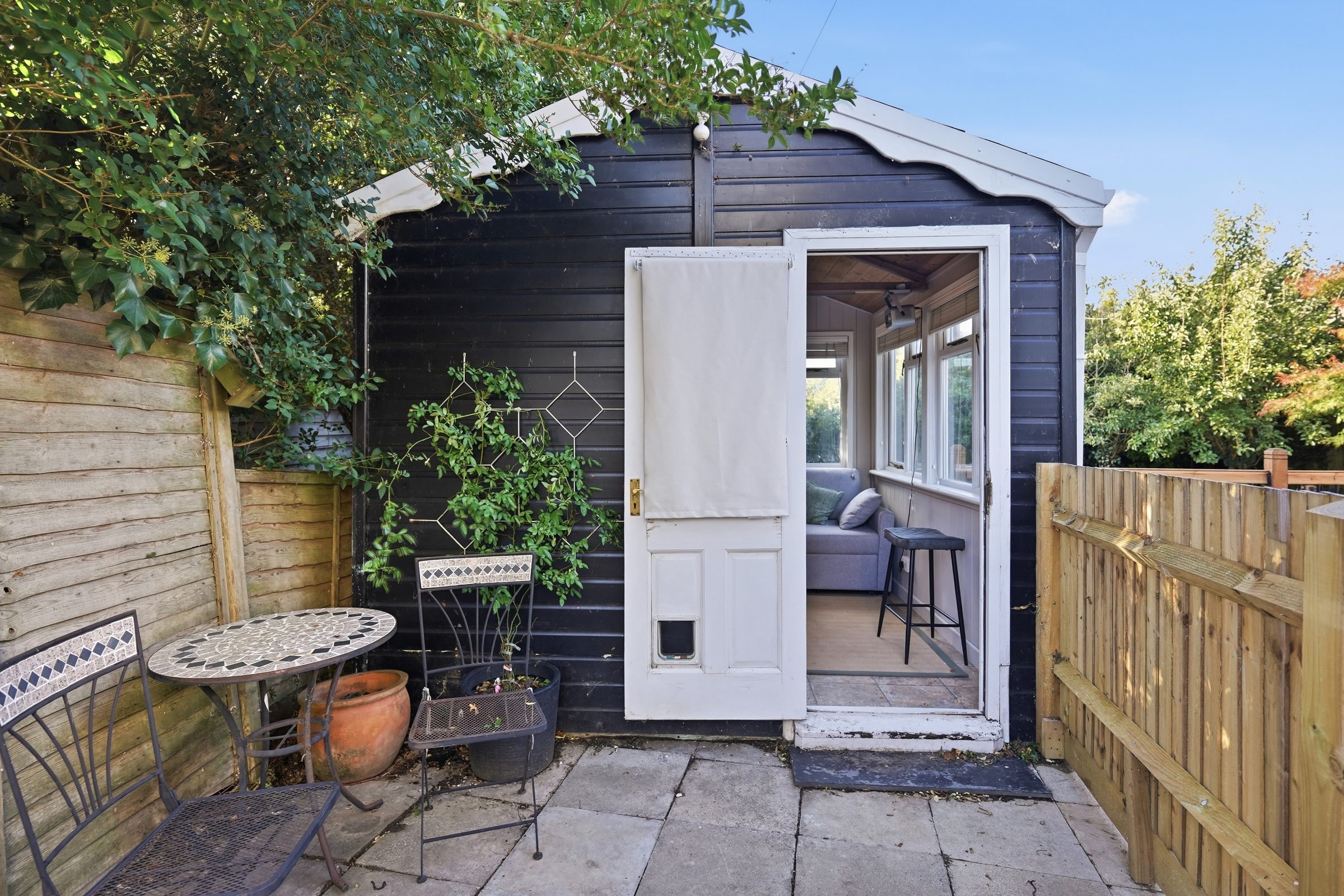 Courtyard outside the garden room